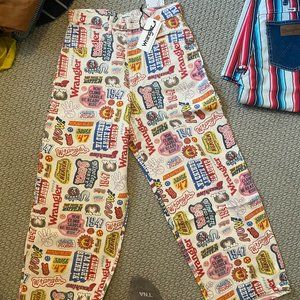 WRANGLER COMIC BOYFIREND JEANS SIZE 26